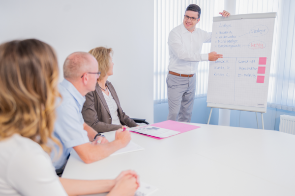 reunión y trabajo en equipo